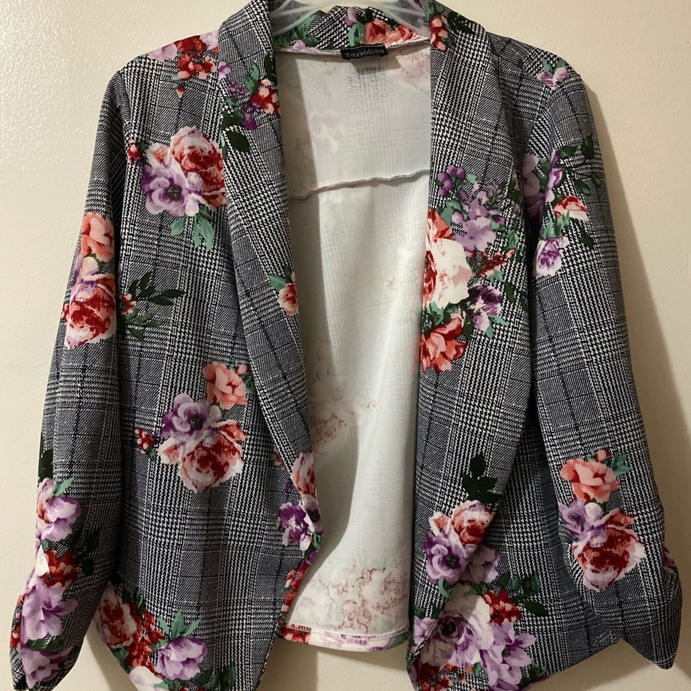 PS Floral Blazer from Forever 21. Gently Worn
